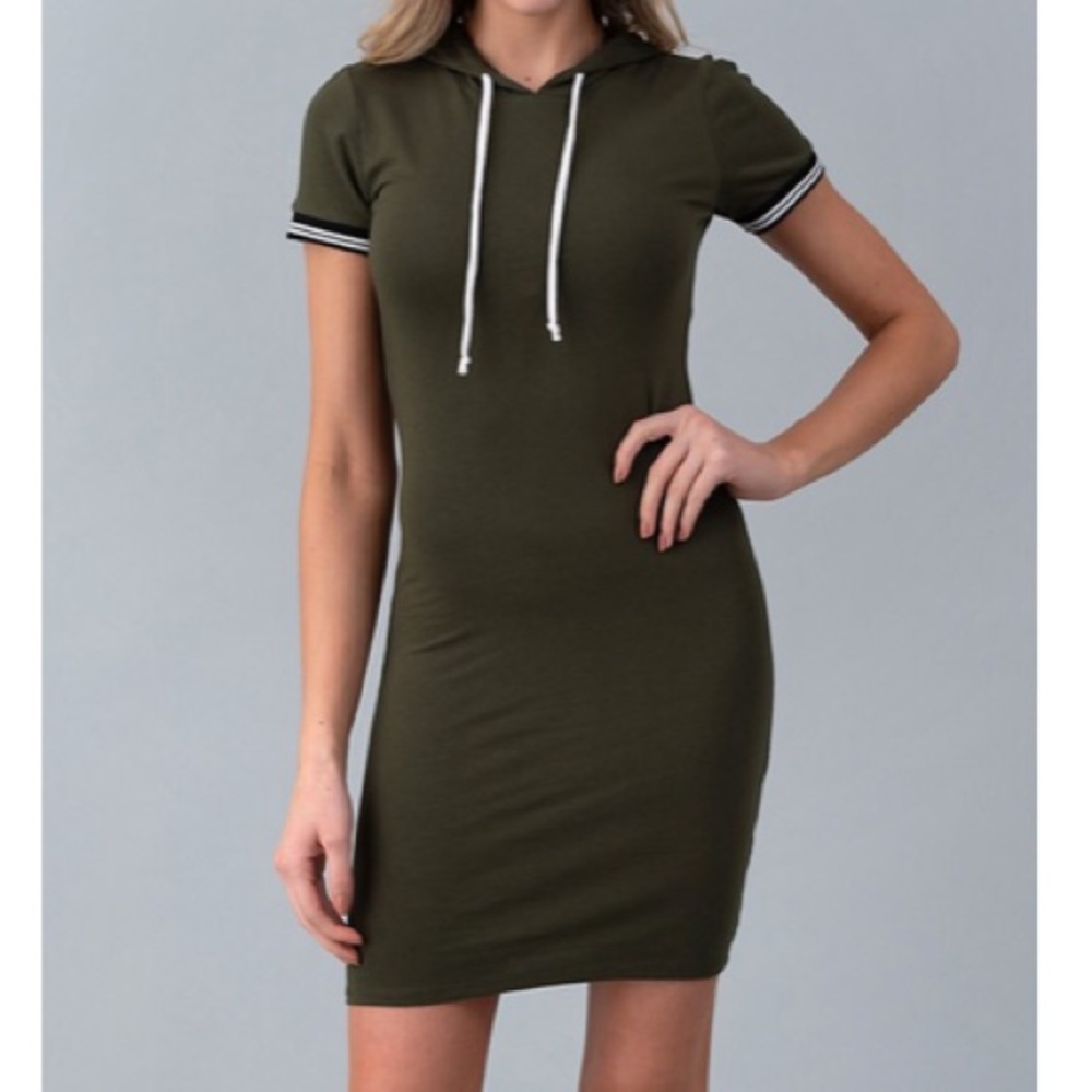 Black NOT Green Short Sleeve Hooded Midi Dress